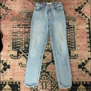 Abercrombie and Fitch, Curve Love, the 90’s straight with split hem